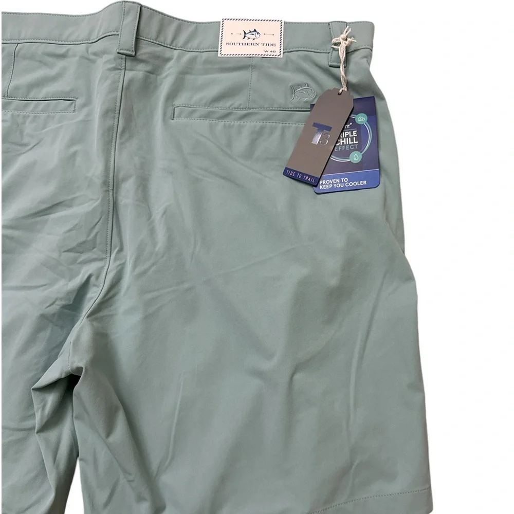 Southern Tide Men’s Brr Tide to Trail Performance Shorts
